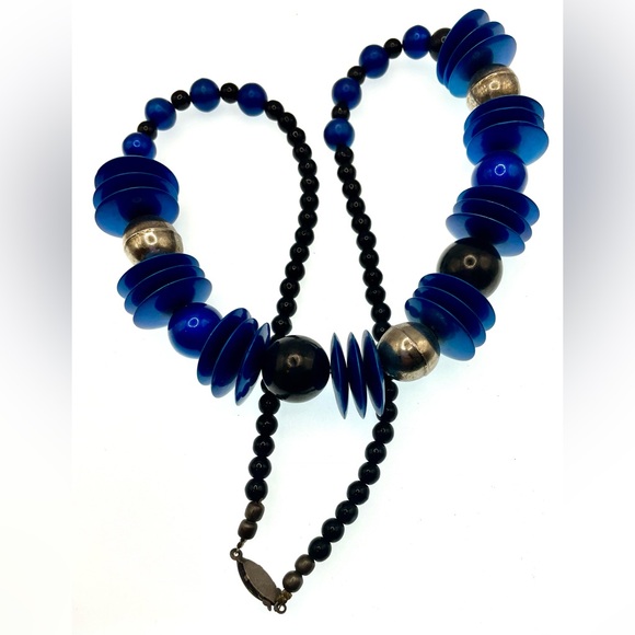 3 for $30 Vintage 1980s Blue Black and SilverTone Long Beaded Statement Necklace - Picture 3 of 7